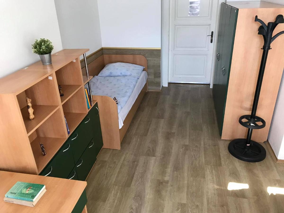 Hostel Masarykova Praga Zewnętrze zdjęcie