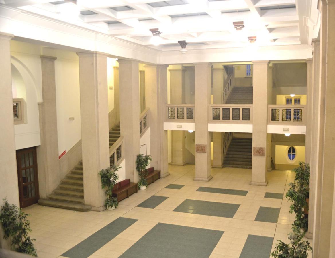 Hostel Masarykova Praga Zewnętrze zdjęcie